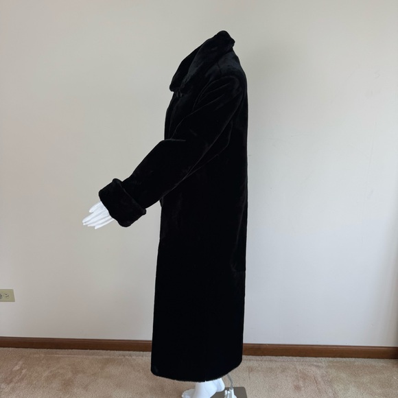 Gallery Black Faux Fur Full Length Long Coat Plush Modacrylic Winter Button Sz M - Picture 7 of 17